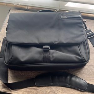 TUMI messenger bag / briefcase / laptop bag